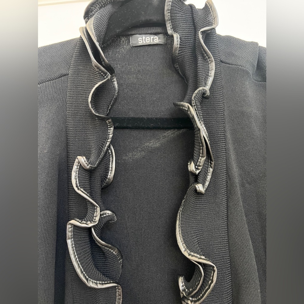 Stera Ruffle Cardigan - Picture 5 of 5